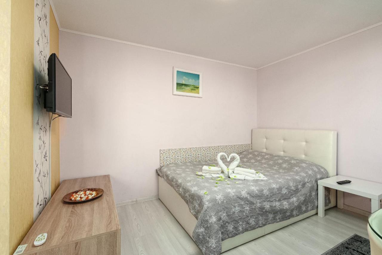 Stone Gate Apartment #1 Bukarest Eksteriør billede